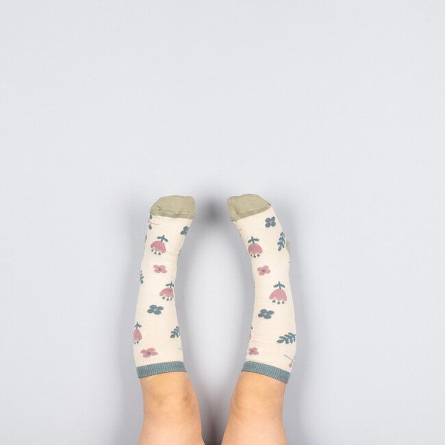 Kids’ Knee High Socks Flowers
